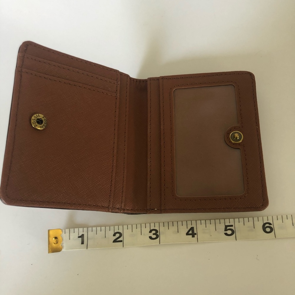 Fossil Wallet - Picture 3 of 5